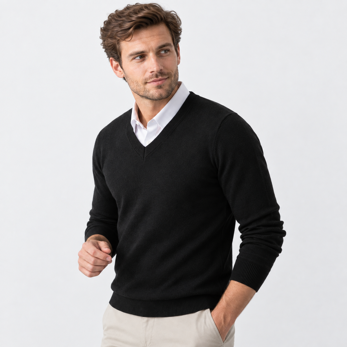 Men's V-Neck Pullover Sweater - Long Sleeve