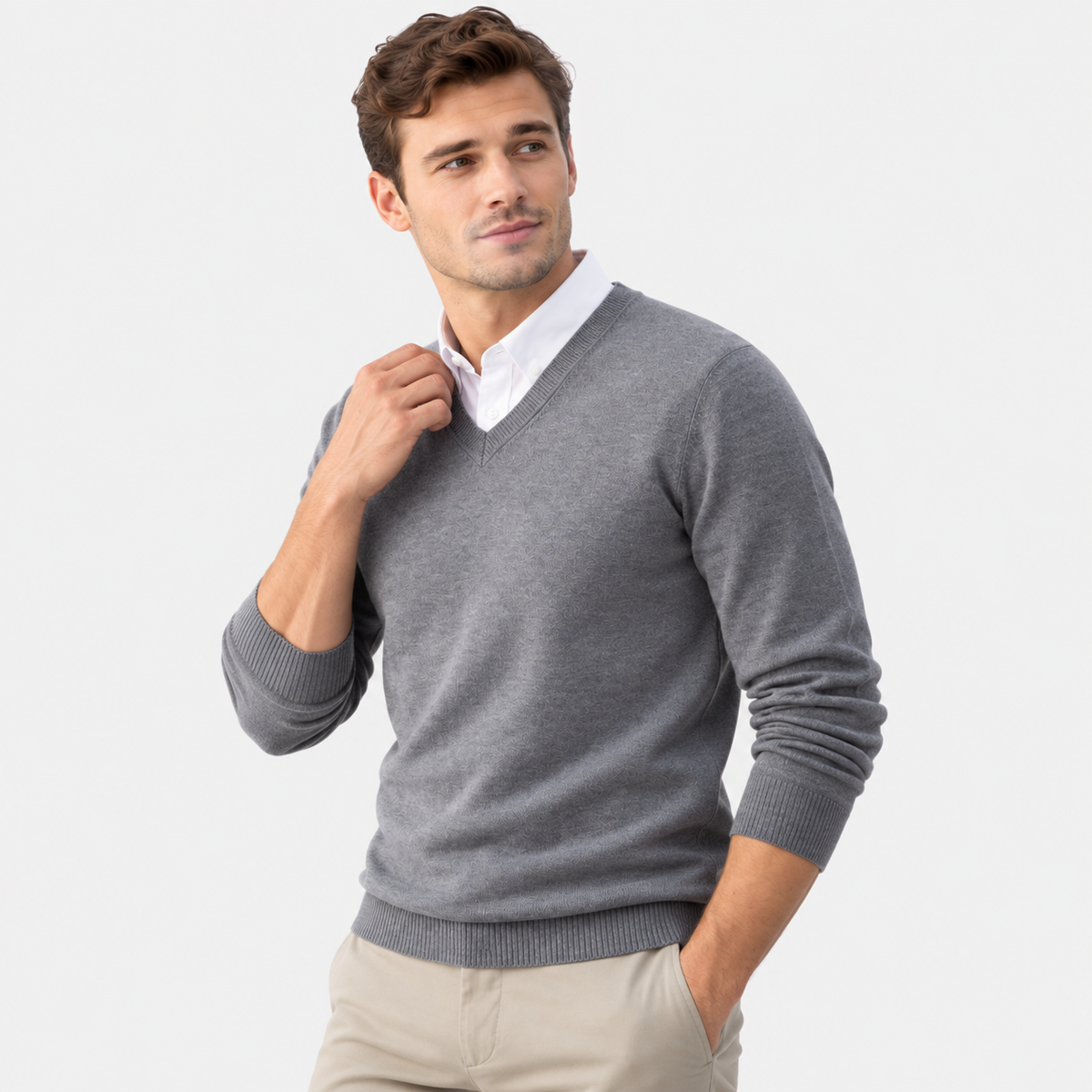 Men's V-Neck Pullover Sweater - Long Sleeve