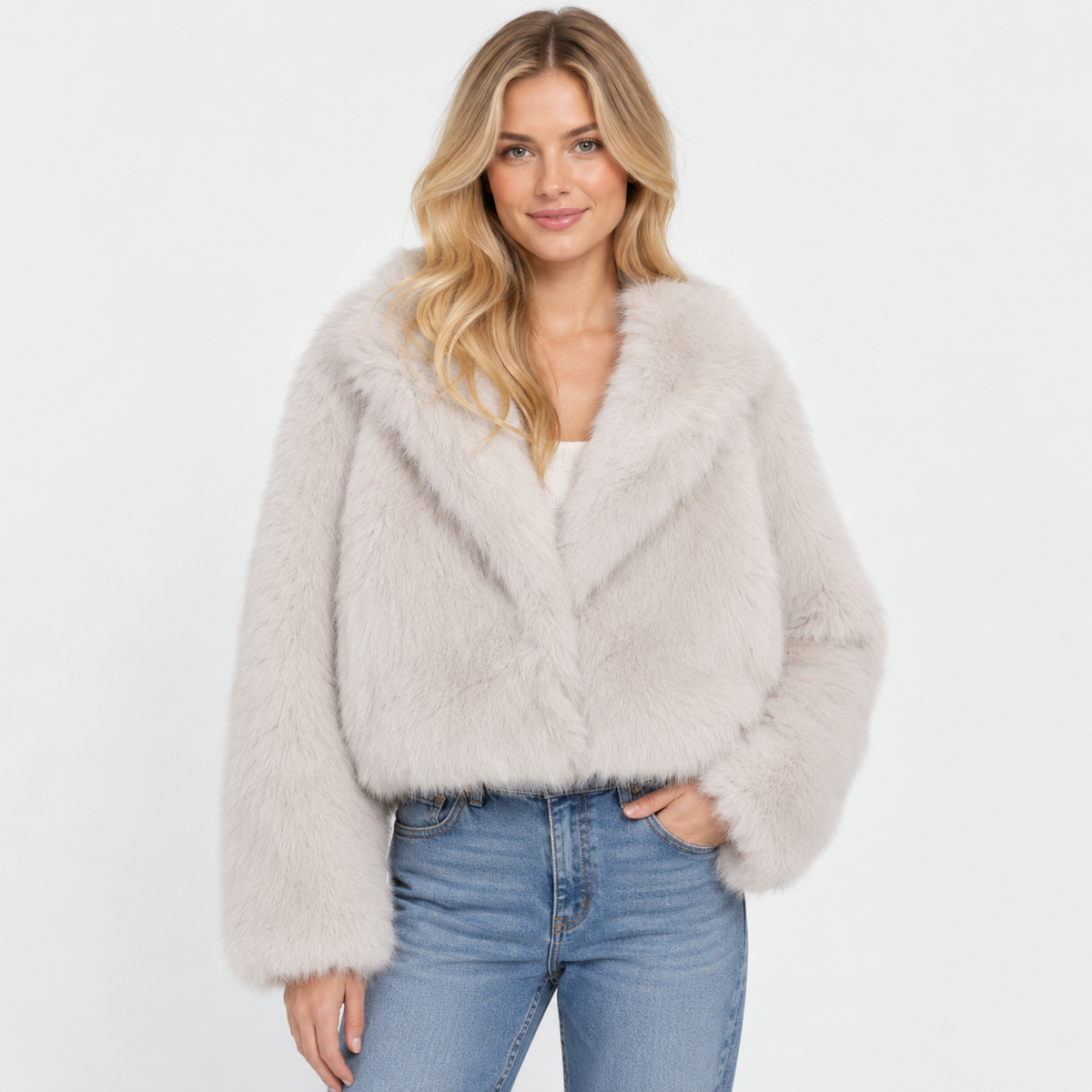 Women's Short Faux Fur Coat - Vintage Lapel Style